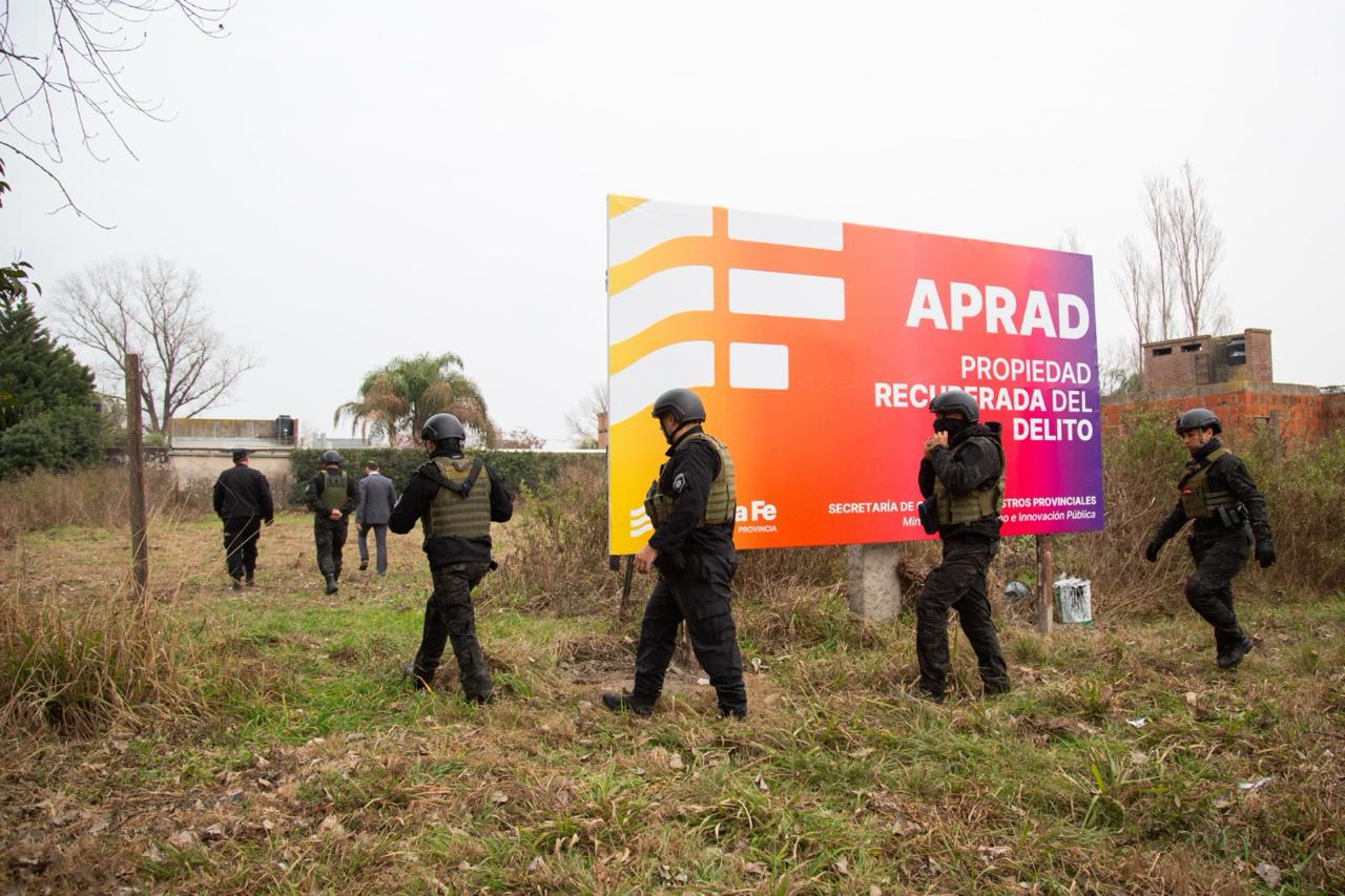 Una casa en Funes, entre los bienes recuperados del delito que subastará la Provincia